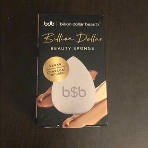 Billion Dollar Beauty vegan/charcoal infsd sponge